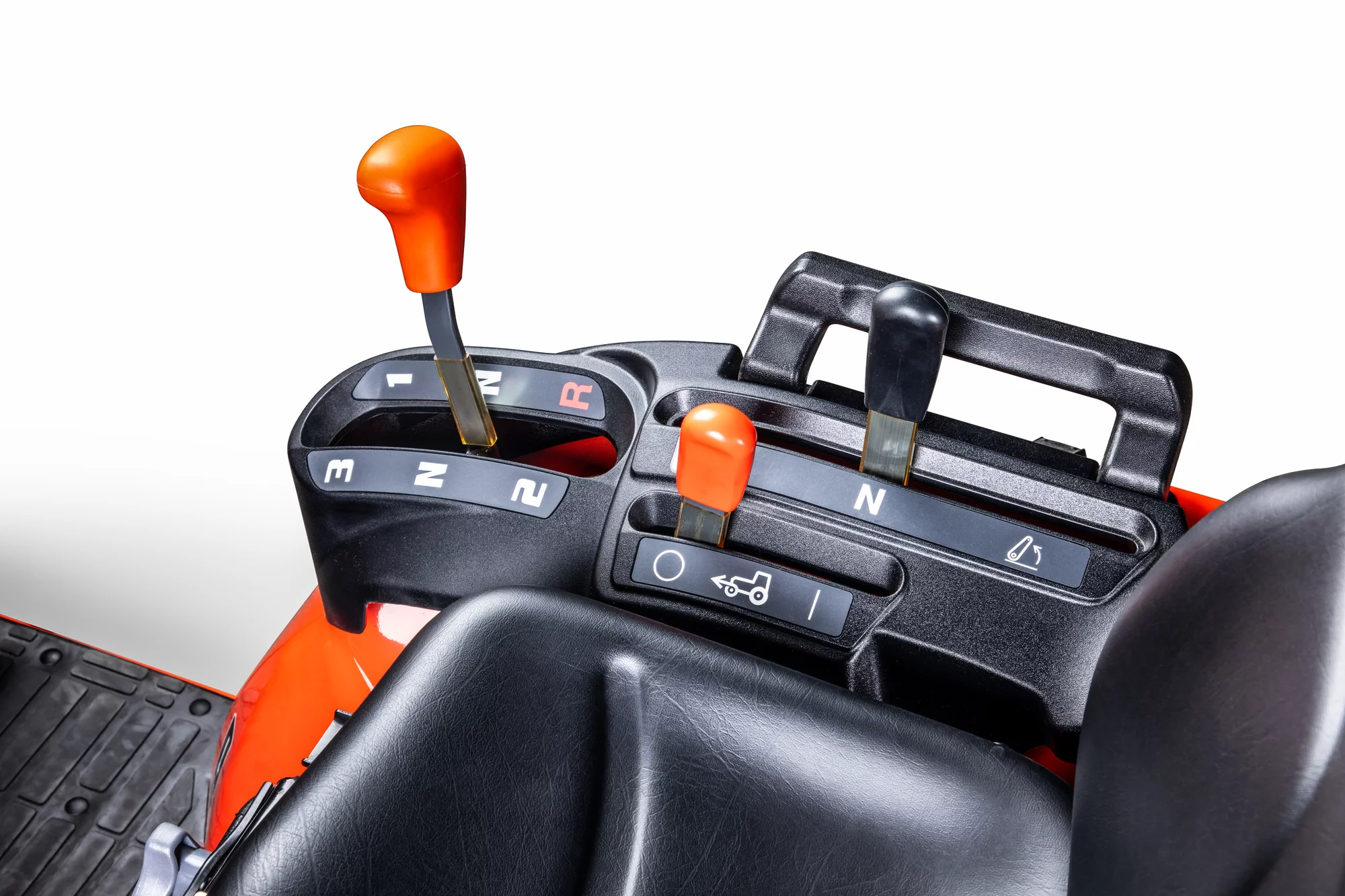 Kubota B1-121 D Tracteur Agricole Compact 12 CV 4RM Diesel – Image 4